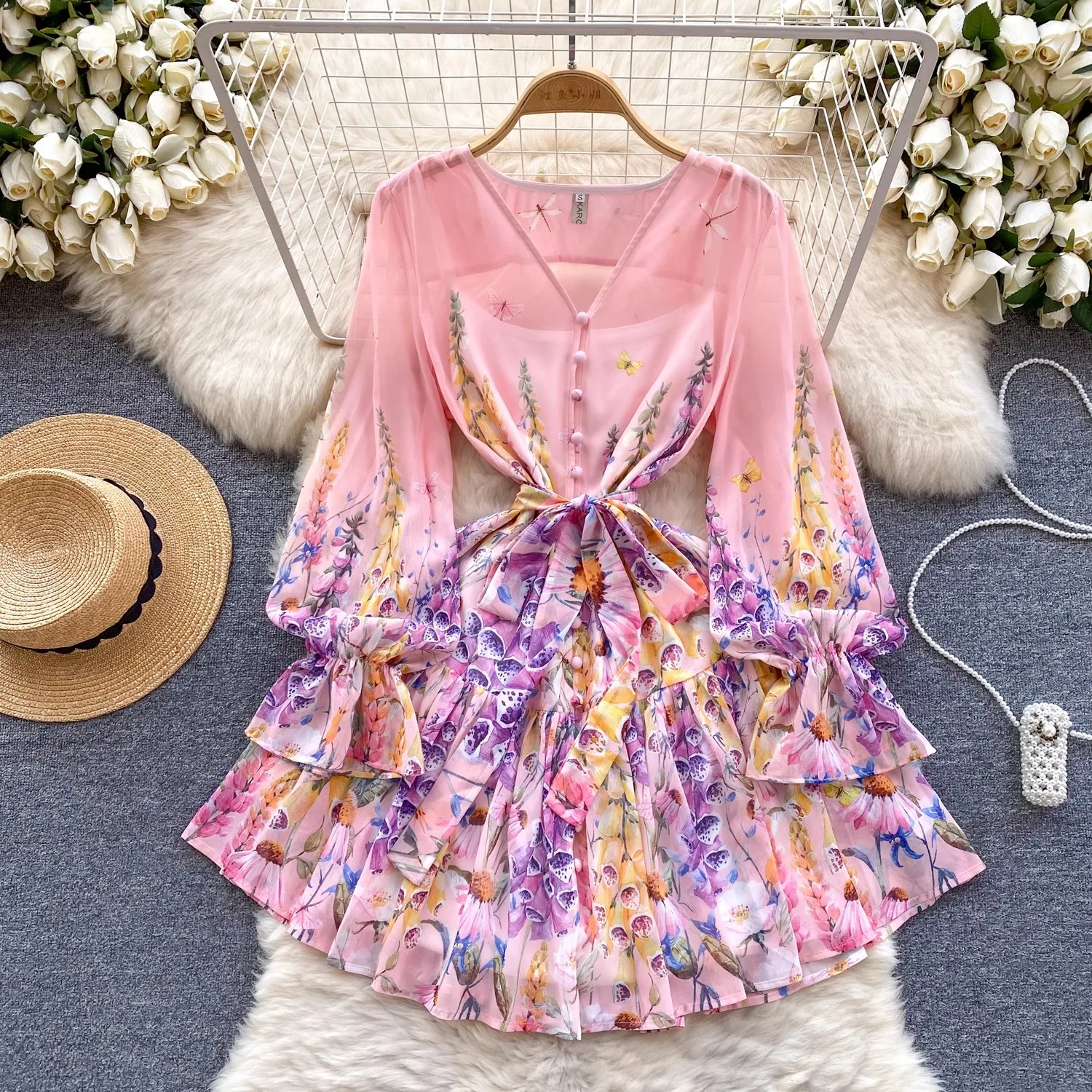 Sommer Landebahn wunderschöne Blume Chiffon Rüschen Mini kleid Frauen tief V-Ausschnitt Flare Ärmel Blumen druck Boho Robe Vestidos 6240