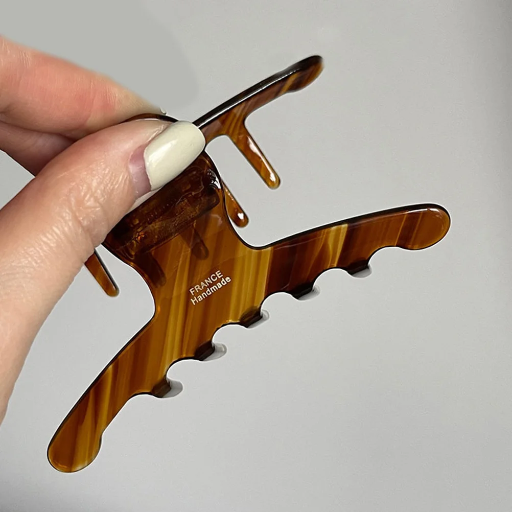 

Simple Hair Claw Clip Acetate Material Strong Grip Jaw Clip for Women Secure Hold for All Day Use Hair Claw Clips