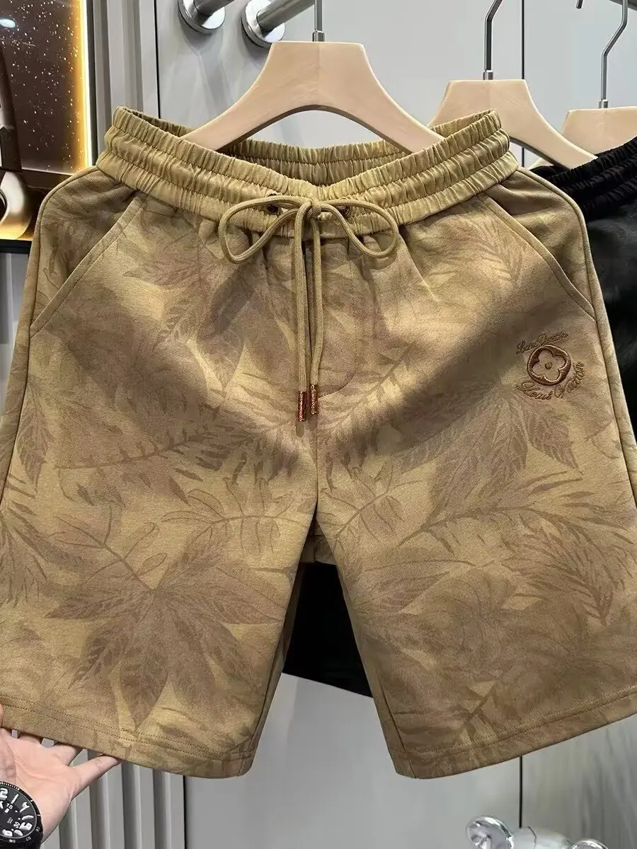 

Elegant Embroidered Casual Sports Shorts Men's Trendy Beach Five-Quarter Pants Summer New Arrival Fashionable Male Model