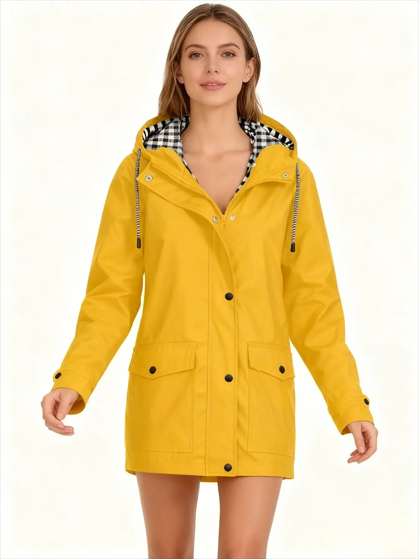 

Basic Spring Autumn Outdoor Windproof Coat, Thin Layer Compact Design with Packable Feature for Hiking and Travel