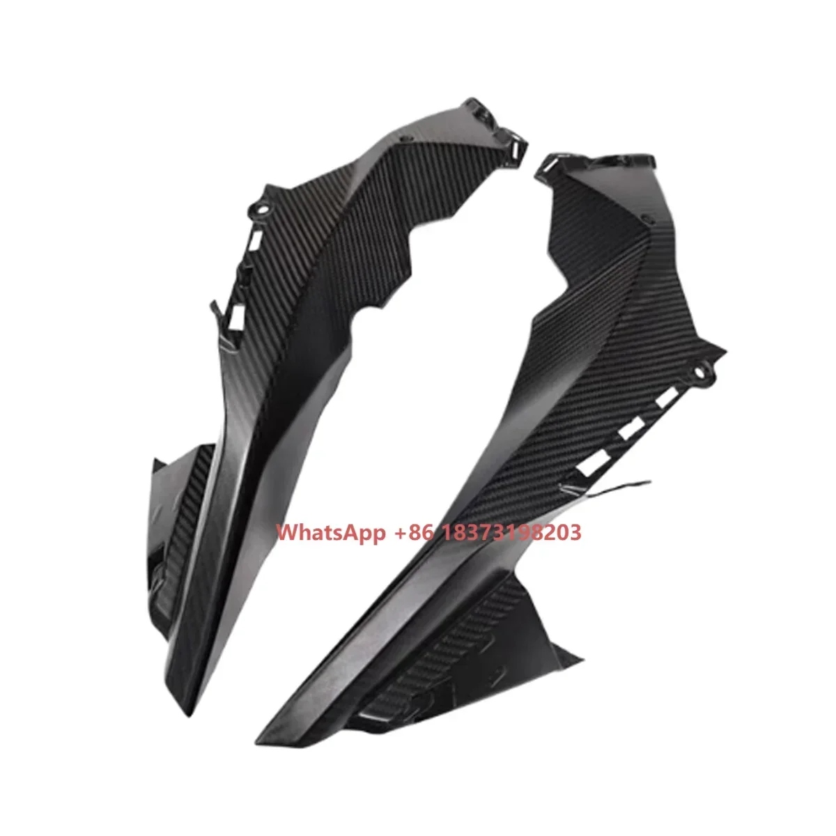 

Для мотоциклов Superduke 1290 2021-2024: боковые панели топливного бака из 100% сухого углеродного волокна 3K, матовые, саржевого плетения