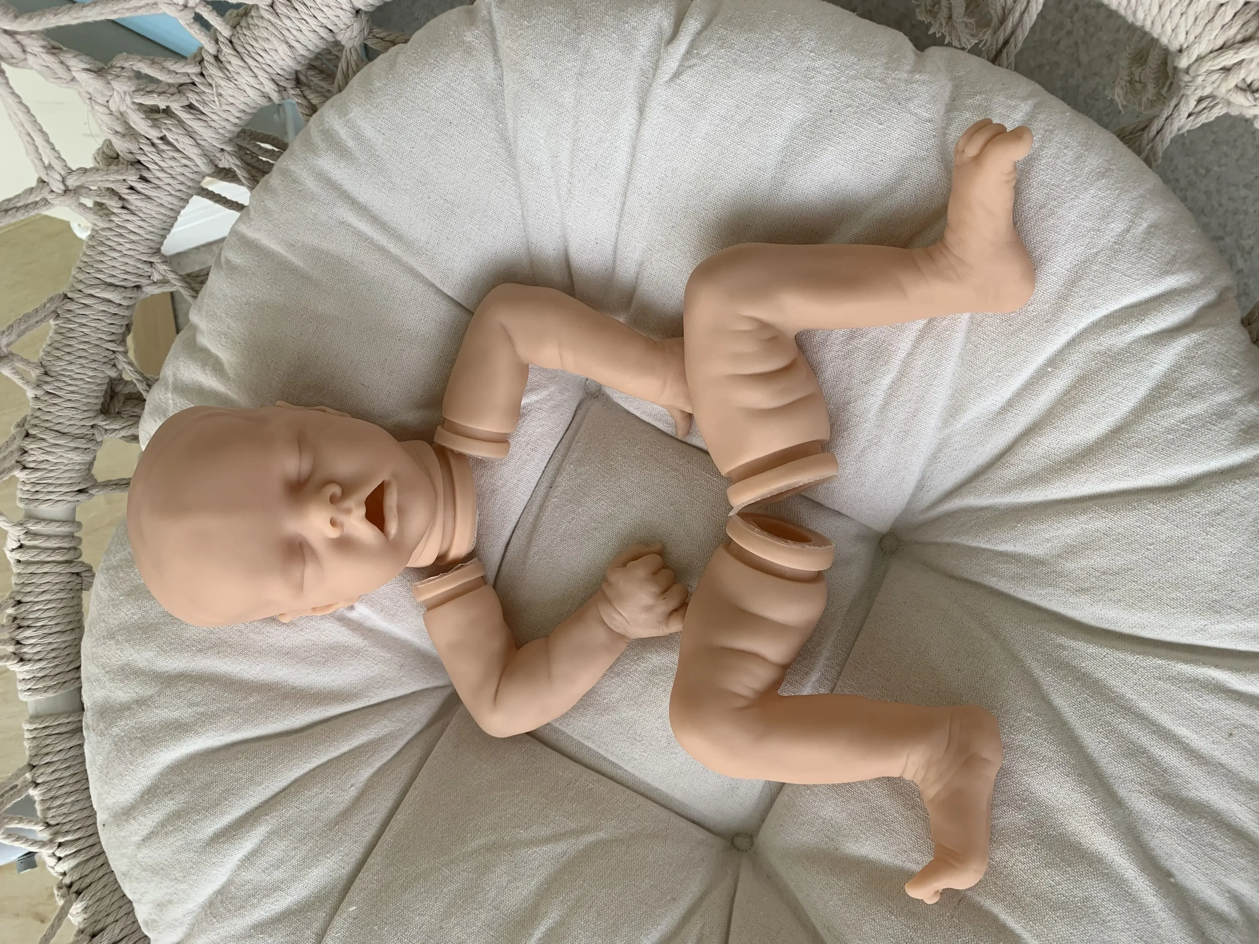 

18inch reborn doll kit TWIN A very soft lifelike real touch fresh color unpainted unfinished doll parts DIY
