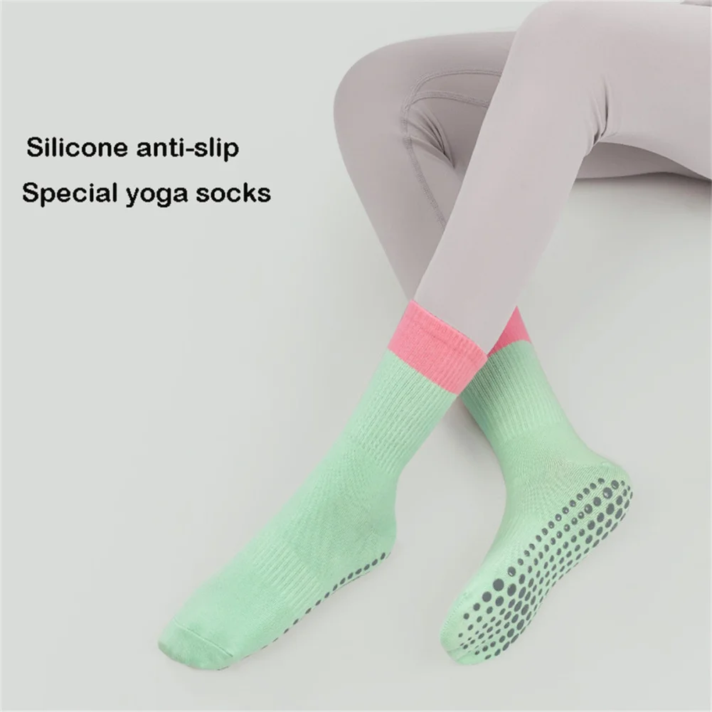 

Women Yoga Socks With Grips Straps Non Slip Socks Cotton Dye Cushioned Crew Socks For Pilates Pure Barre Ballet Barefoot Workout