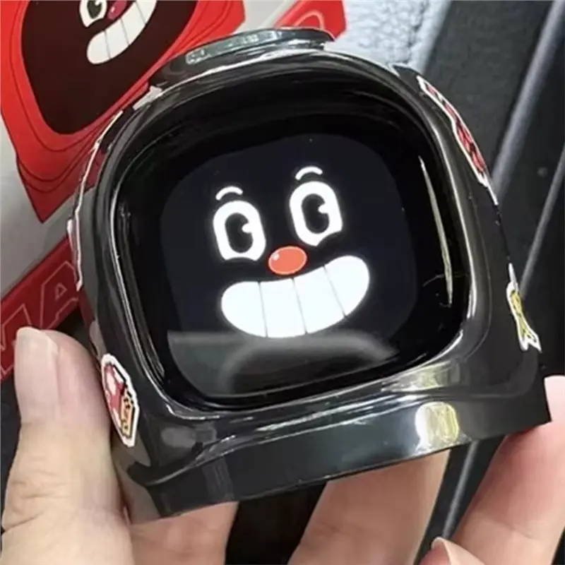 Animal de compagnie électronique monté sur compagnon de véhicule écologique et tendance avec expressions intelligentes de la facia pour la compagnon de voiture d'enfants