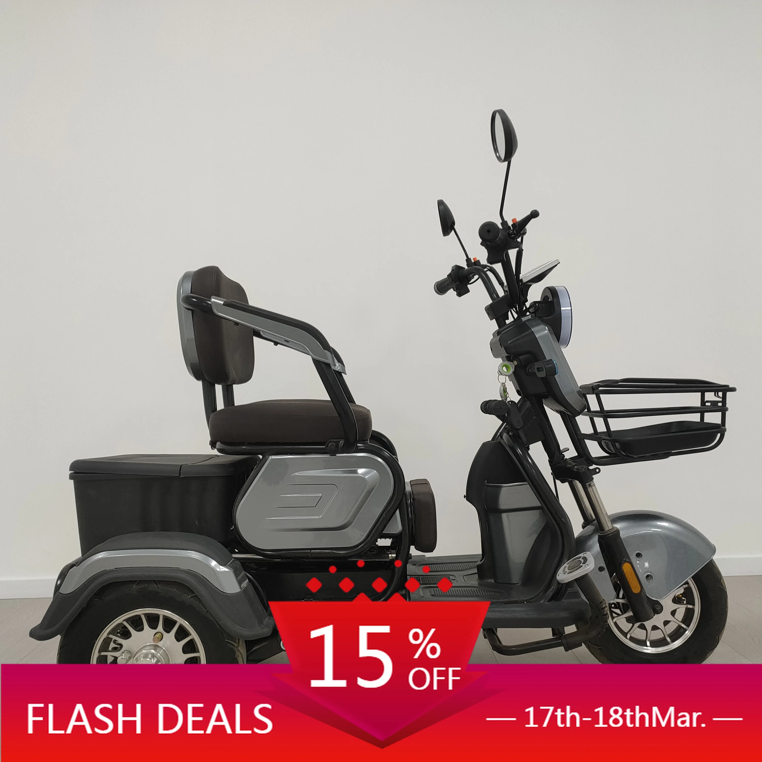 

Высокое качество, хит продаж, бесплатный первый выбор. Электрические самокаты с заводской поставкой для взрослых и пожилых детей. Досуг.