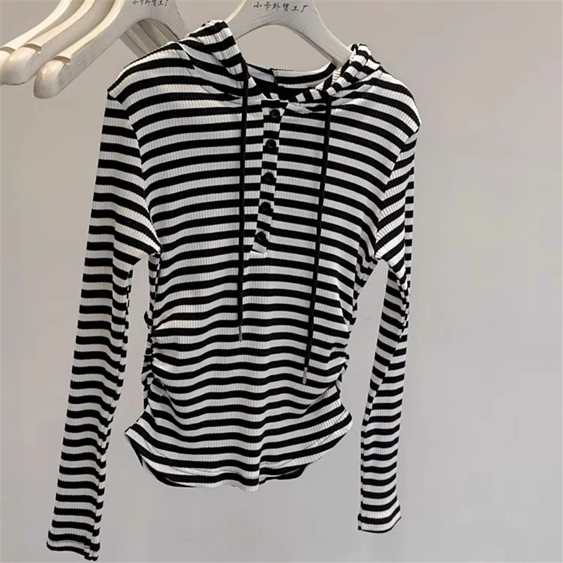 Elegant Lady Stripe Long Sleeve T-Shirt Hooded Base Shirt Slim Fit Fashionable Sun Protection Coat Short Length Casual Wear