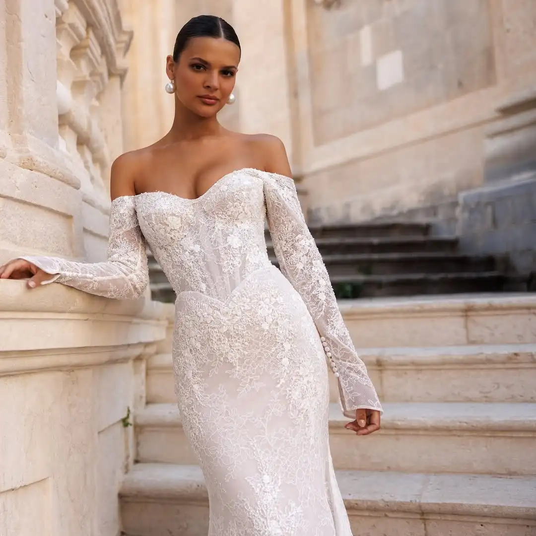 Sexy Off Shoulder Lace Wedding Dress Long Sleeve Mermaid Bridal Gown Elegant Slim Fit Wedding Dress with Train Vestido De Novia