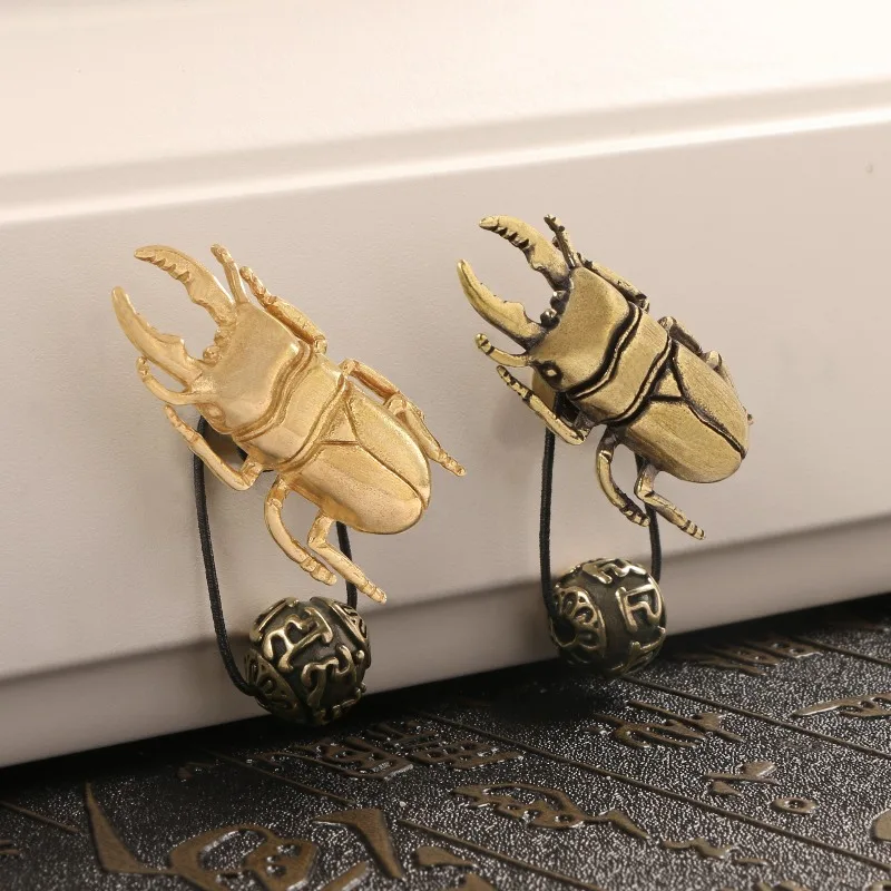 2pcs Brass Beetle Cabinet Pull, Imitation Cockroach Insect Handle, Metal Bug Wardrobe Drawer Hook,Funny Prank Furniture Hardware