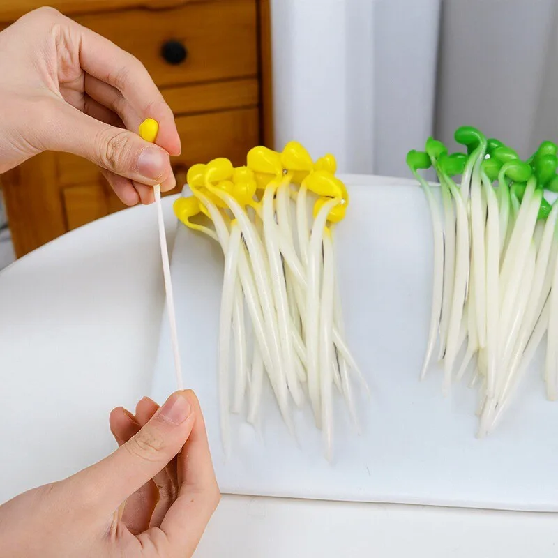 20pcs Elastic Bean Sprout Stress Relief Toys Stretchable Simulation Bean Sprouts for Kitchen Decor And Decompression Props Gift