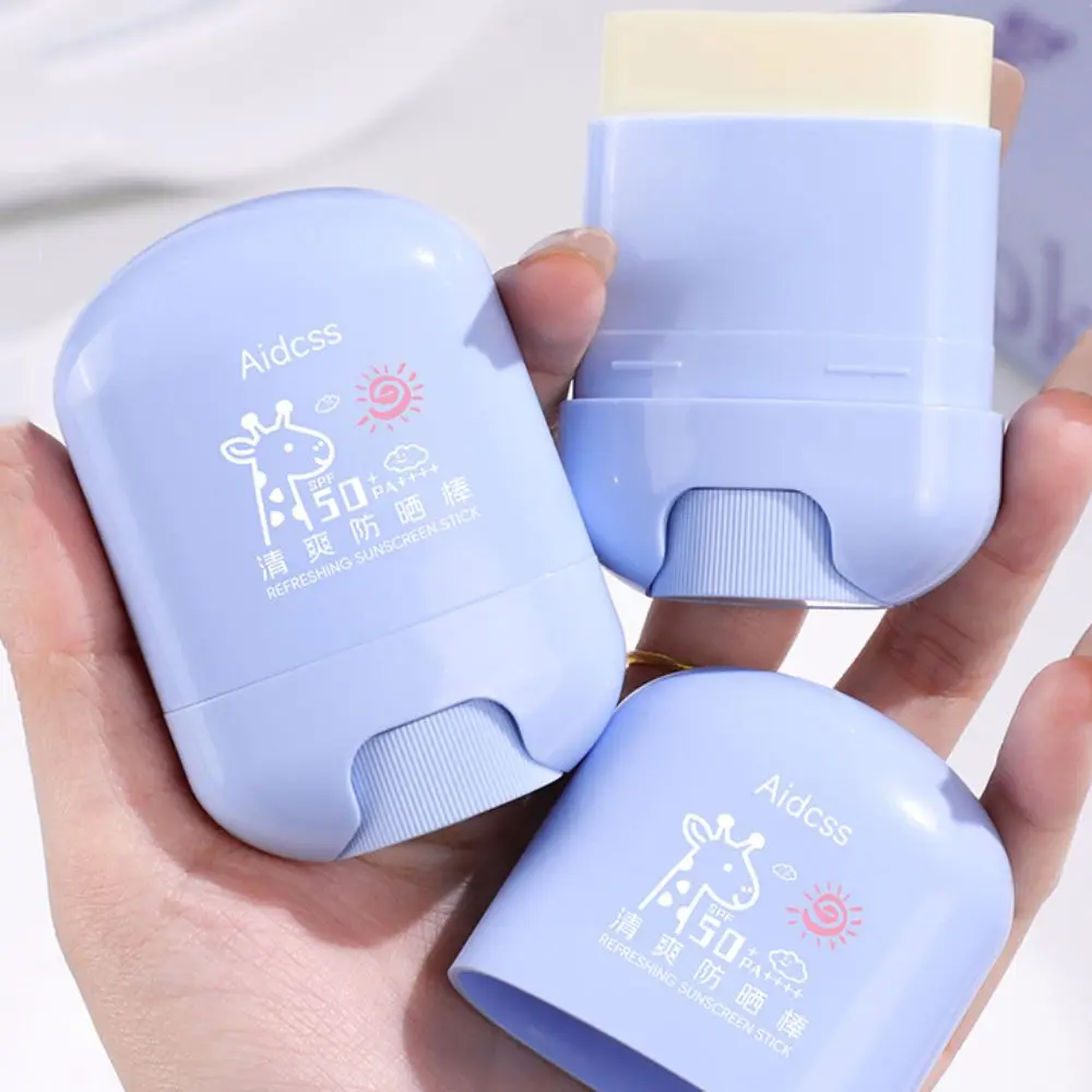 

Silky Texture Refreshing Sunscreen Stick Compact Design Portable Size High Magnification Sunscreen UV Protection