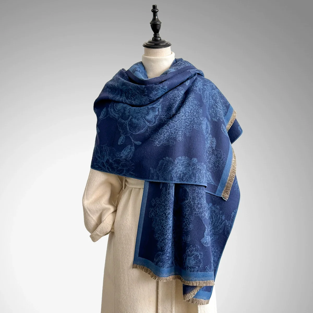 

Women's Winter Luxury Thick Warm Pashmina Wrap Imitation Cashmere Scarf with Striped Jacquard Design for Casual Wear