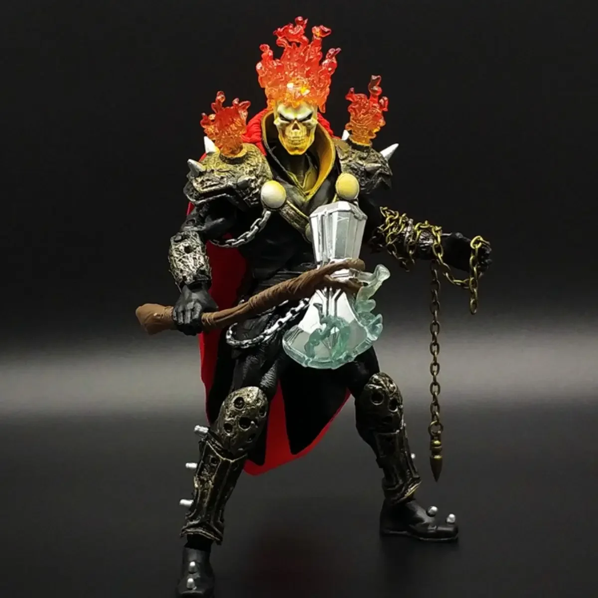 Marvel Ghost Rider 7-calowa figurka anime ruchoma figurka biohazard model osobowość twórcza fajne ozdoby zabawki dla dzieci prezenty