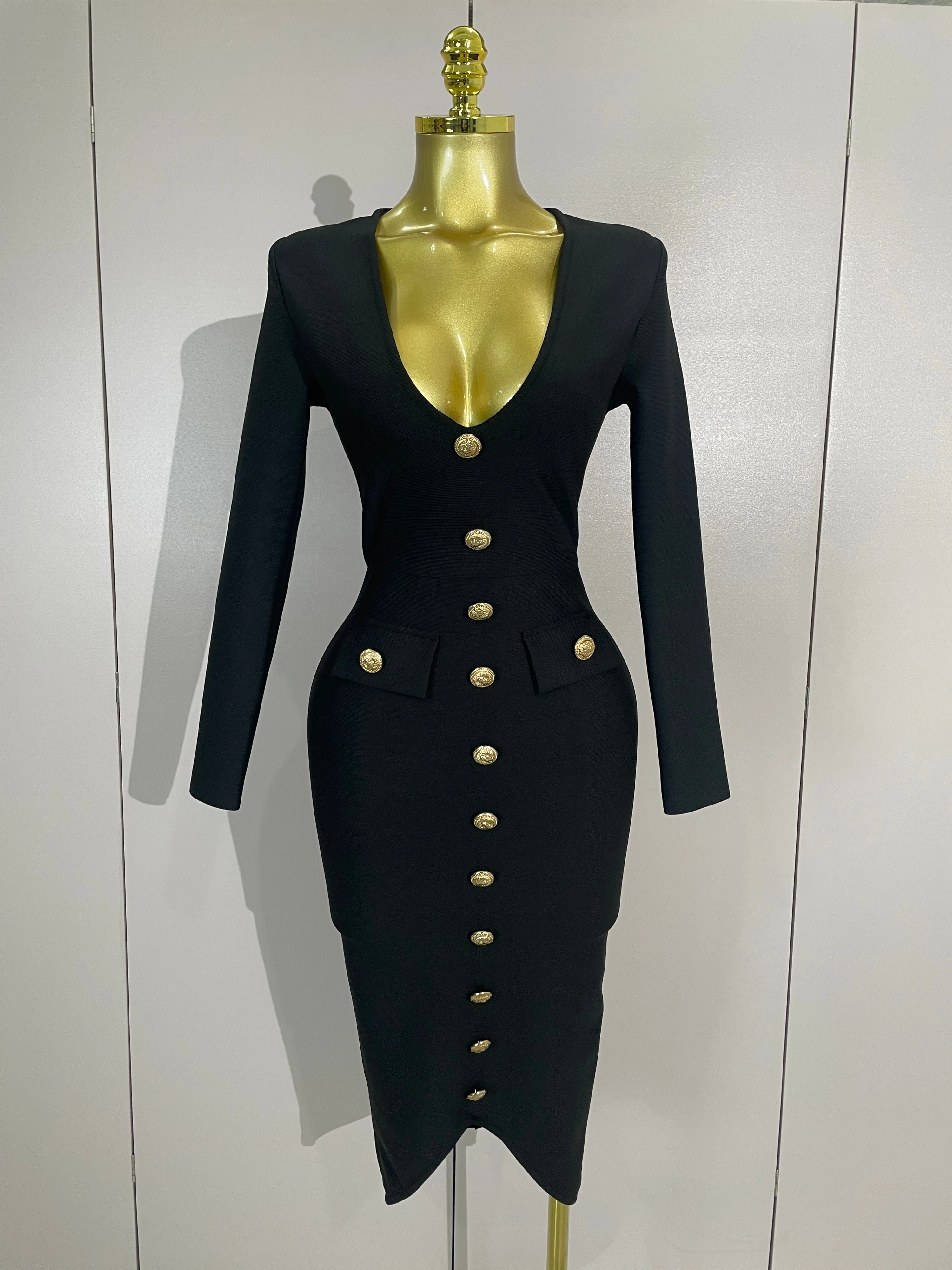 

Женское черное сексуальное платье-бандаж с V-образным вырезом, длинными рукавами и золотыми пуговицами, элегантное для вечеринок, выпускных, клубов и фотосессий