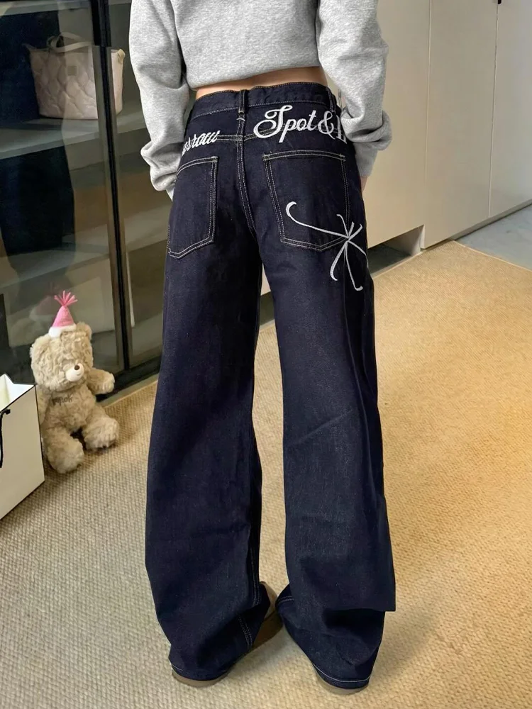 

plus Size American Retro Lettering Loose Fit Casual Denim Jeans Women's Versatile Slimming Embroidery Design Straight Leg Pants