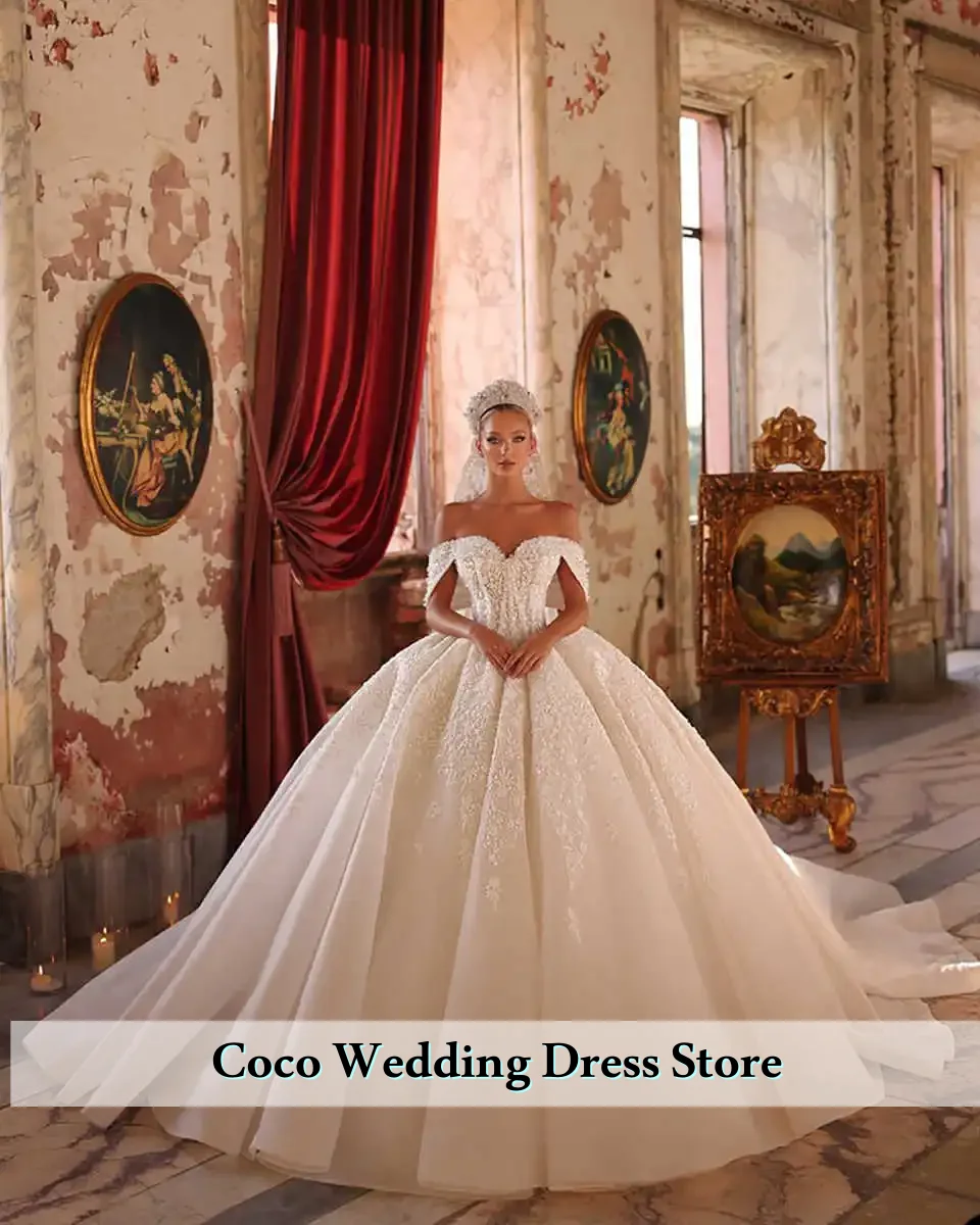 Customized  Elegant Off The Shoulder Ball Gown Wedding Dresses Sleeveless Bridal Gowns Customized Glitter Lace Robe De Mariée