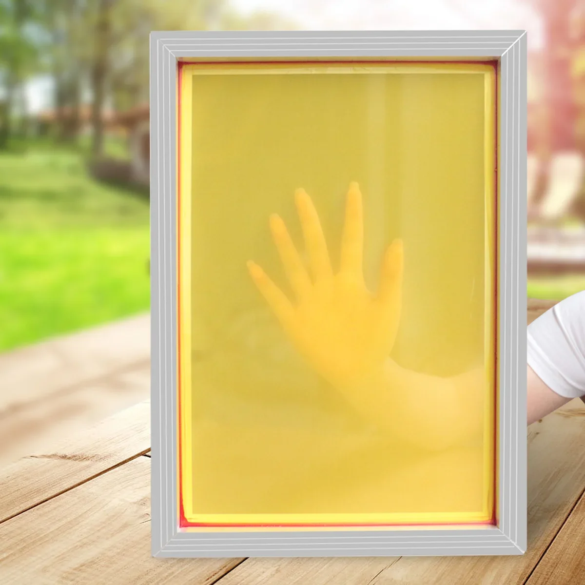 Picture 5: Aluminum Silk Screen Frame 43 × 31cm with 300 Mesh 120T Yellow Pre-Stretched Silk Screen Printing Frame for Printing Machine