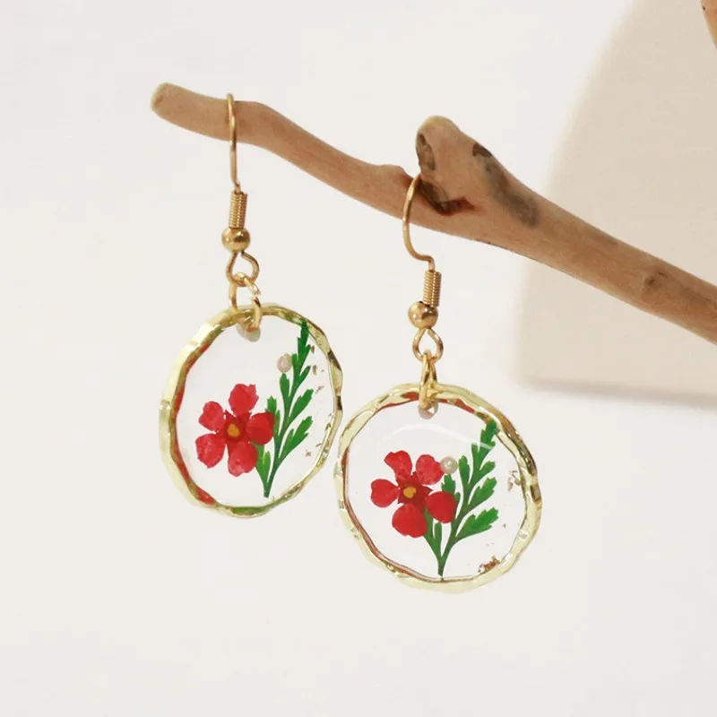 Unique Gypsophila Design Pressed Flower Round Earring Handmaking Epoxy Resin Flower Earrings Wholesale Jewelry Custom Packaging