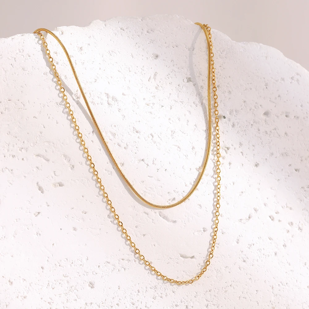 E.B.belle PVD-beschichteter Edelstahl, doppellagige Schlangen-O-Ketten-Halskette, stapelbarer Statement-Schmuck für Damen – Detail 4