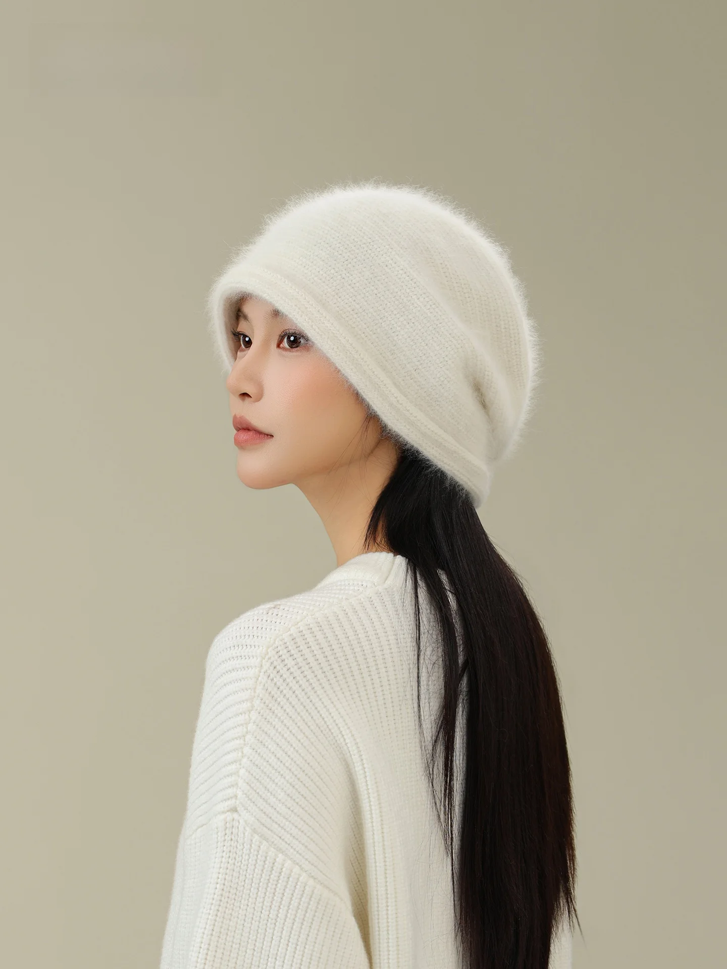 gorro-de-punto-calido-para-mujer-estilo-casual-de-invierno-marca-shanghai-story-talla-ajustable-material-suave-y-comodo