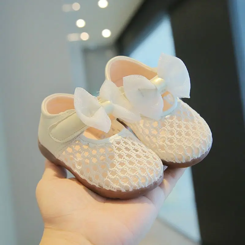 Girls Cover-toe Woven Cut-out Breathable Casual Sandals with Bow Soft Sole for Summer Princess Fashion