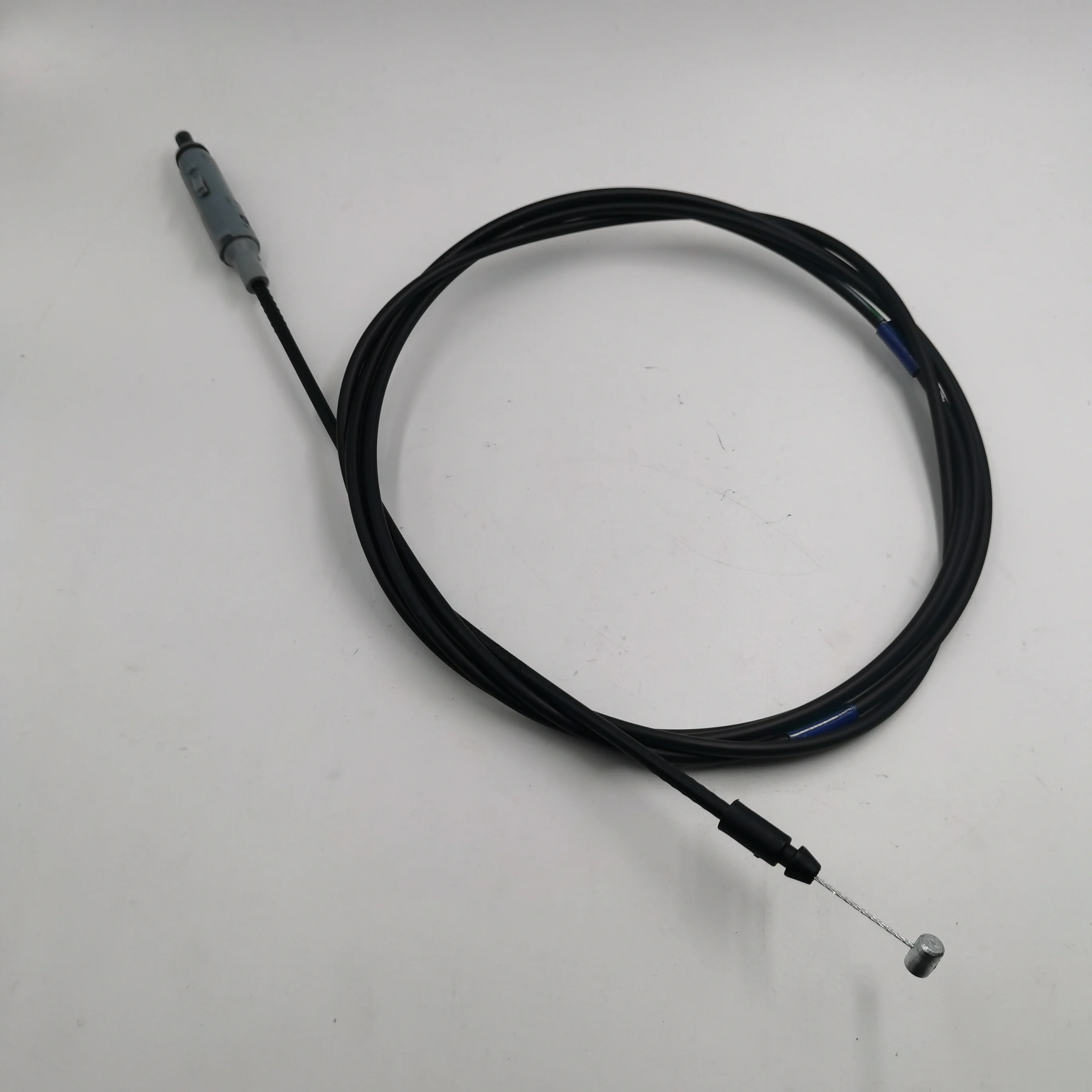 1pc for 14-22 toyotas Yariss VIOSs FS Fuel tank cover rope fuel tank cover wire switch buckle