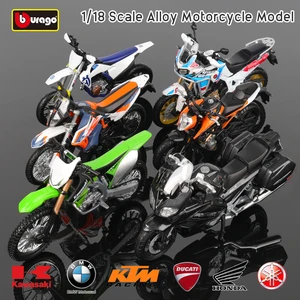 Bburago 1: 18 KTM 990 GSX-R1000 YAMAHA Ducati 450F Simulasi Resmi Asli Model Sepeda Motor Paduan Hadiah Mobil Mainan Koleksi 10 mainan yamaha r1 dengan penjualan terbaik - №