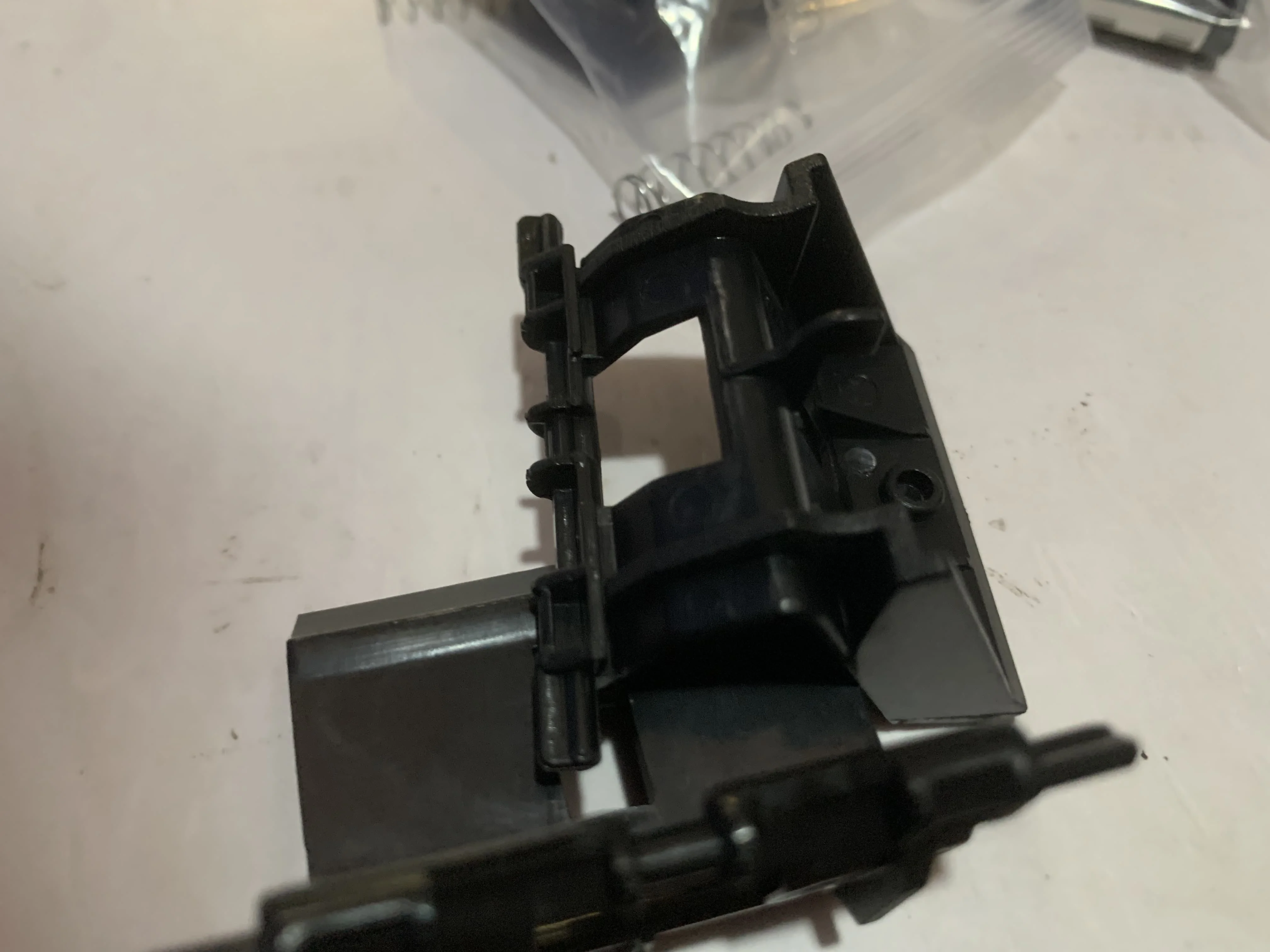 

20 шт. RM1-4006-000 разделительная накладка для HP P1005 P1006 P1007 P1008 P1009 P1102 P1108 M1139 M1219 M1130