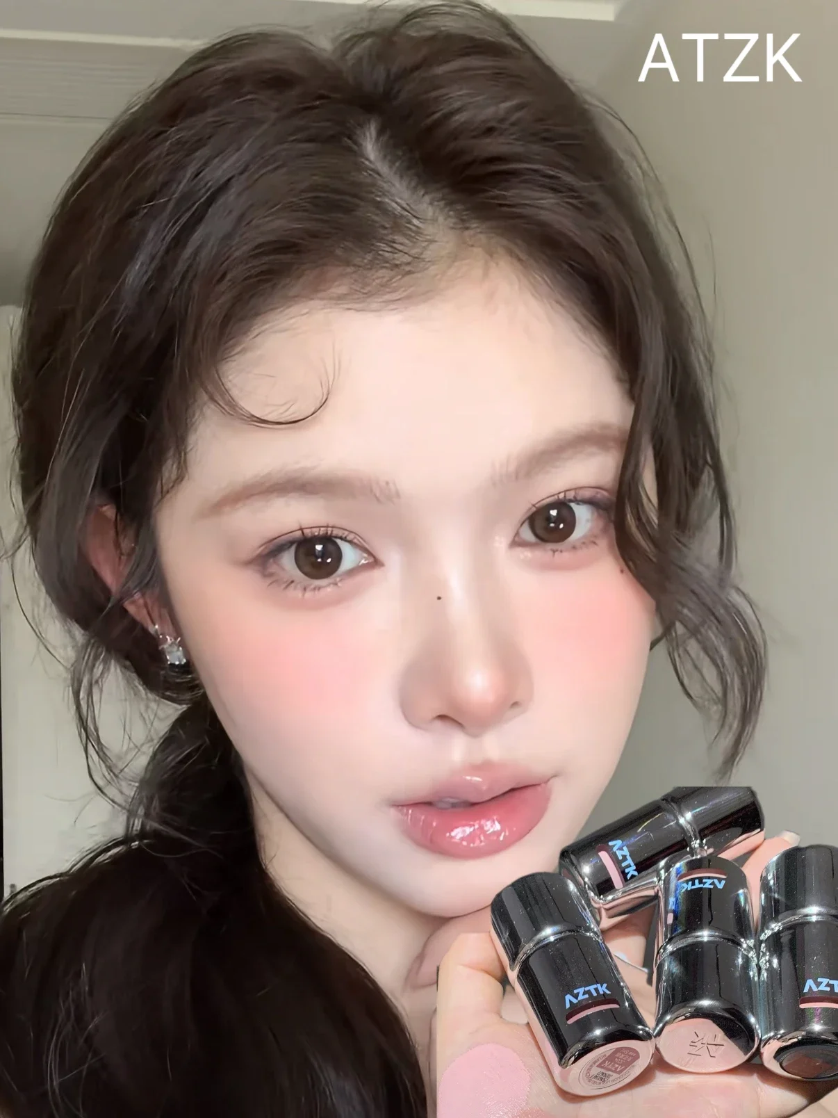 6 Colour AZTK Liquid Blusher Jello Color Powder JC04  Moisturizing Highlight Beauty Expands Contracts Cheek Matte Face Makeup