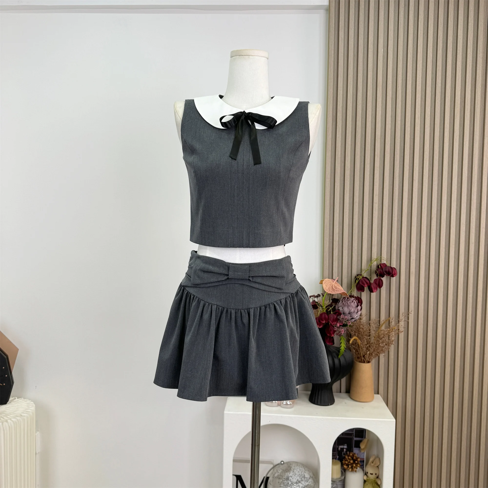 

French Simple Butterfly Knot Doll Collar Sleeveless Top+Short Skirt Set Women New Style Knee-Length Pleated Skirt Ensemble
