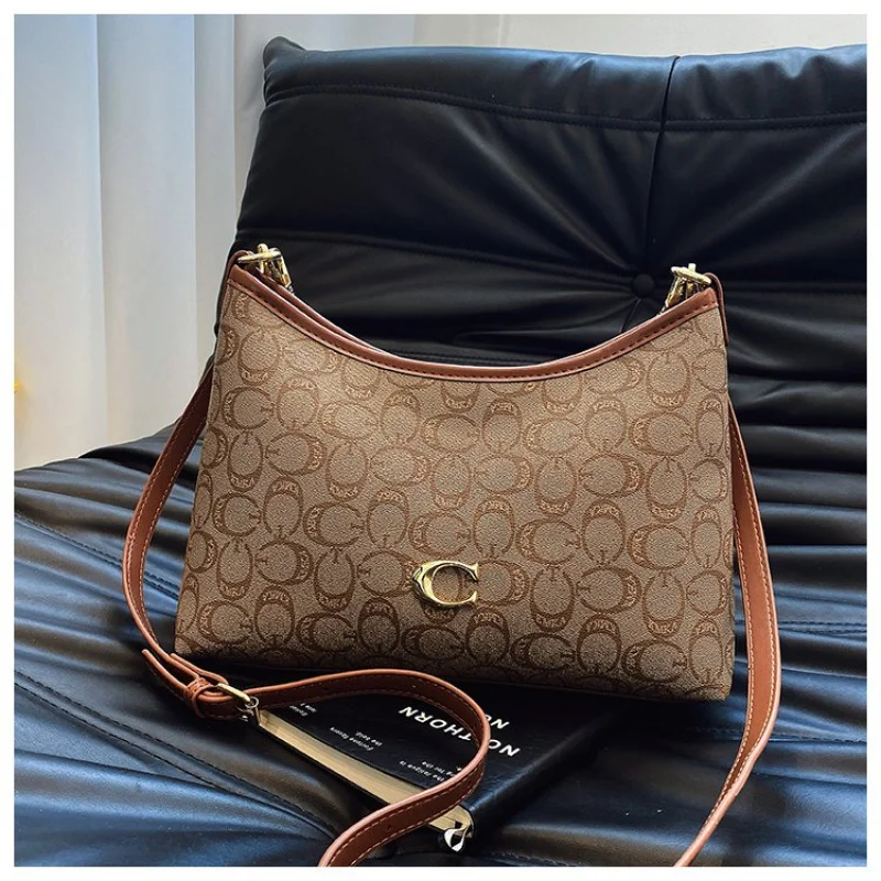 

High-End Women Shoulder Bag With Simple Vintage Style And Anti-Scratch Material Suitable For Working Women​