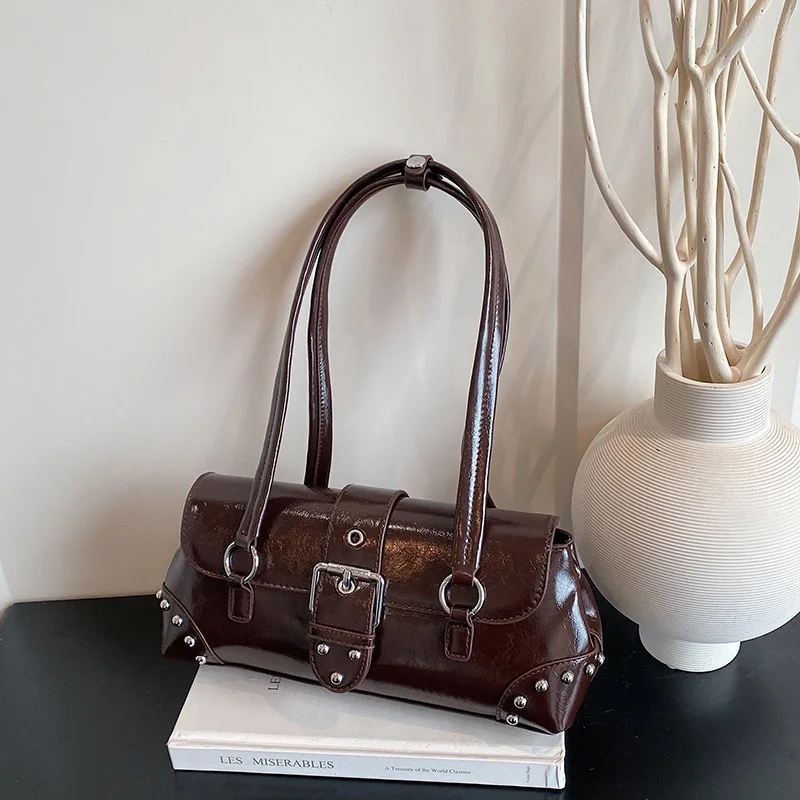 

Женская винтажная сумка через плечо в стиле панк, кожаная готическая сумка-клатч с заклепками, роскошная черная сумка-кроссбоди с пряжкой, мотоциклетная сумка