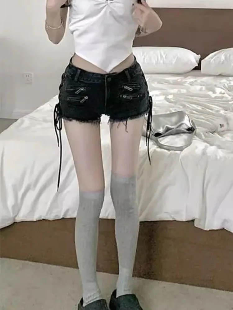 

Короткие джинсовые брюки на молнии с низкой посадкой на талии, женские элегантные трендовые шорты 2023 года, новинка 2023 года в стиле Харадзюку, летние популярные эластичные джинсовые шорты для женщин