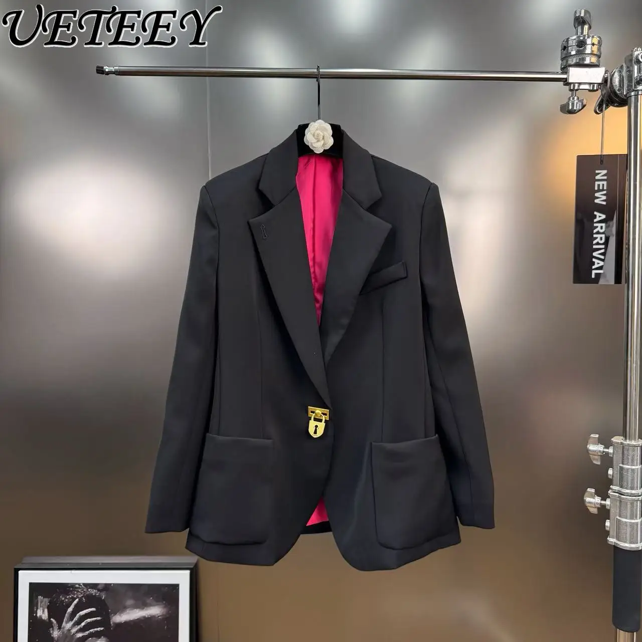 

Spring and Autumn Fashionable Commuter Style Blazer Coat Black Heavy Metal Button Decoration Casual Versatile Loose Suit Jacket