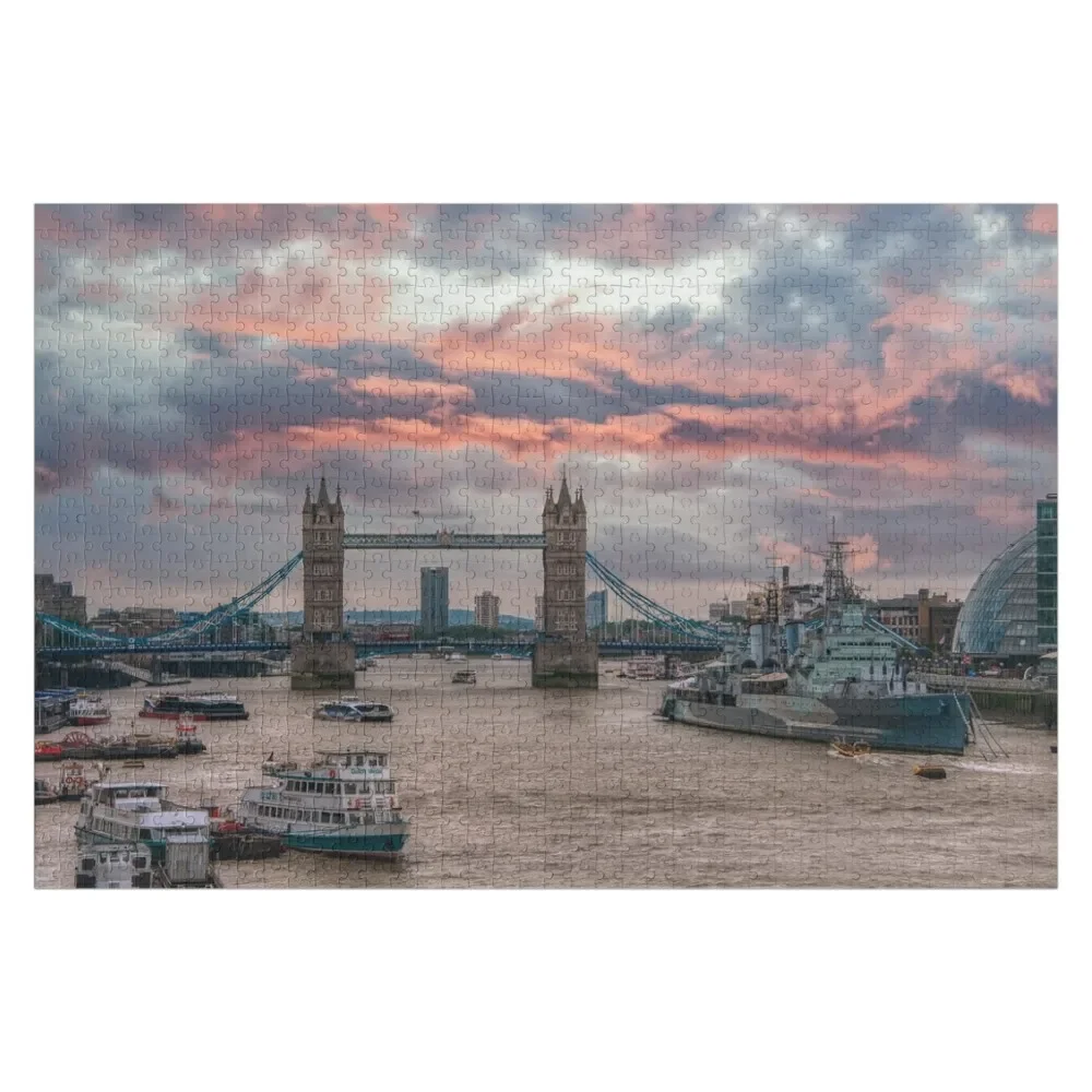 

The City of London Jigsaw Puzzle Personalised Jigsaw Christmas Gifts Customizable Gift Scale Motors Puzzle