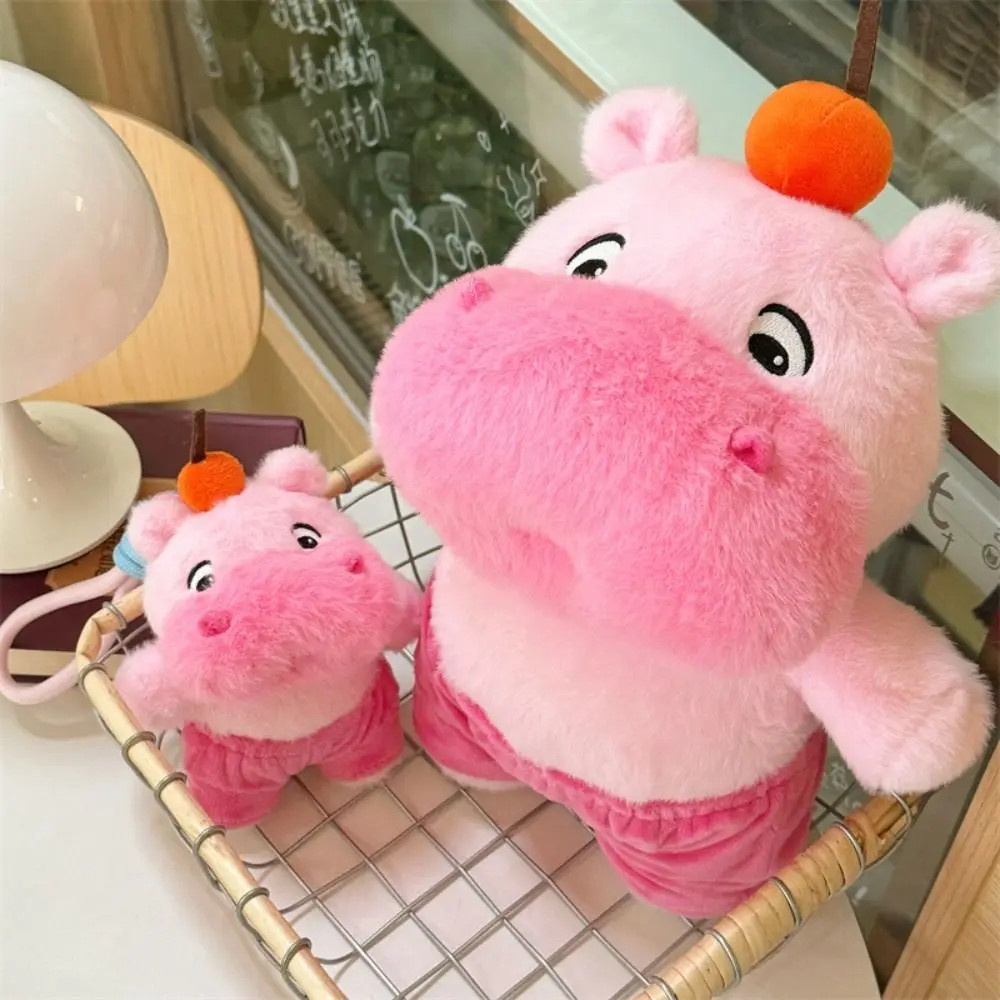 Colgante de muñeco de delfín de agua de simulación, muñeco de peluche de Capibara Lulu de dibujos animados, llavero de peluche de muñeco LULU de delfín rosa esponjoso