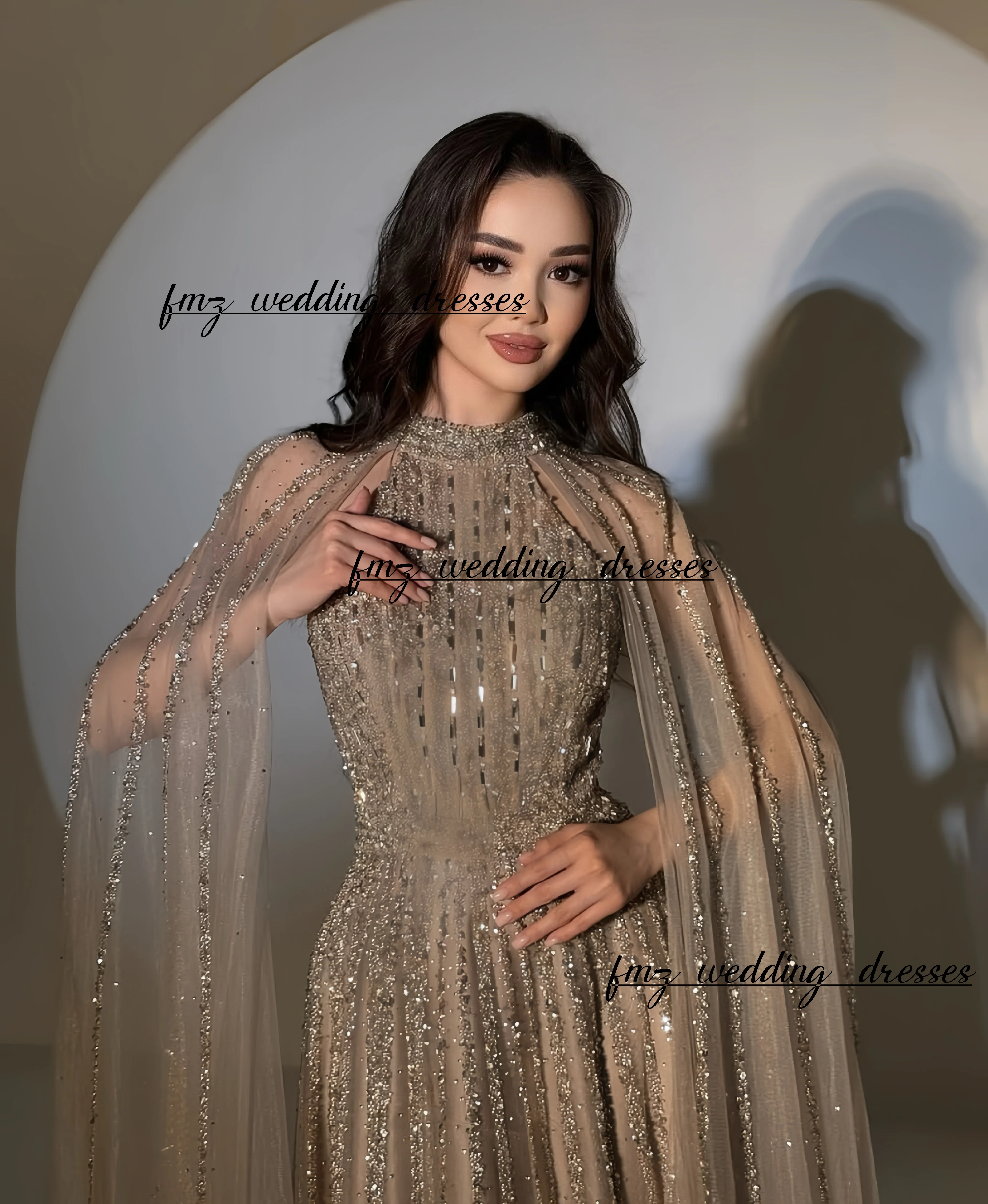 맞춤형 럭셔리 이브닝 드레스, 하이 넥 숄, 민소매 비즈, 우아한 파티 이브닝 ​​가운