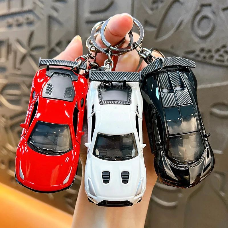 Porte-clés créatif mini voiture de dessin animé pour femmes, breloque mignonne pour sac à main, décoration de sac quotidien, cadeau pour fête, soirée, style bohème