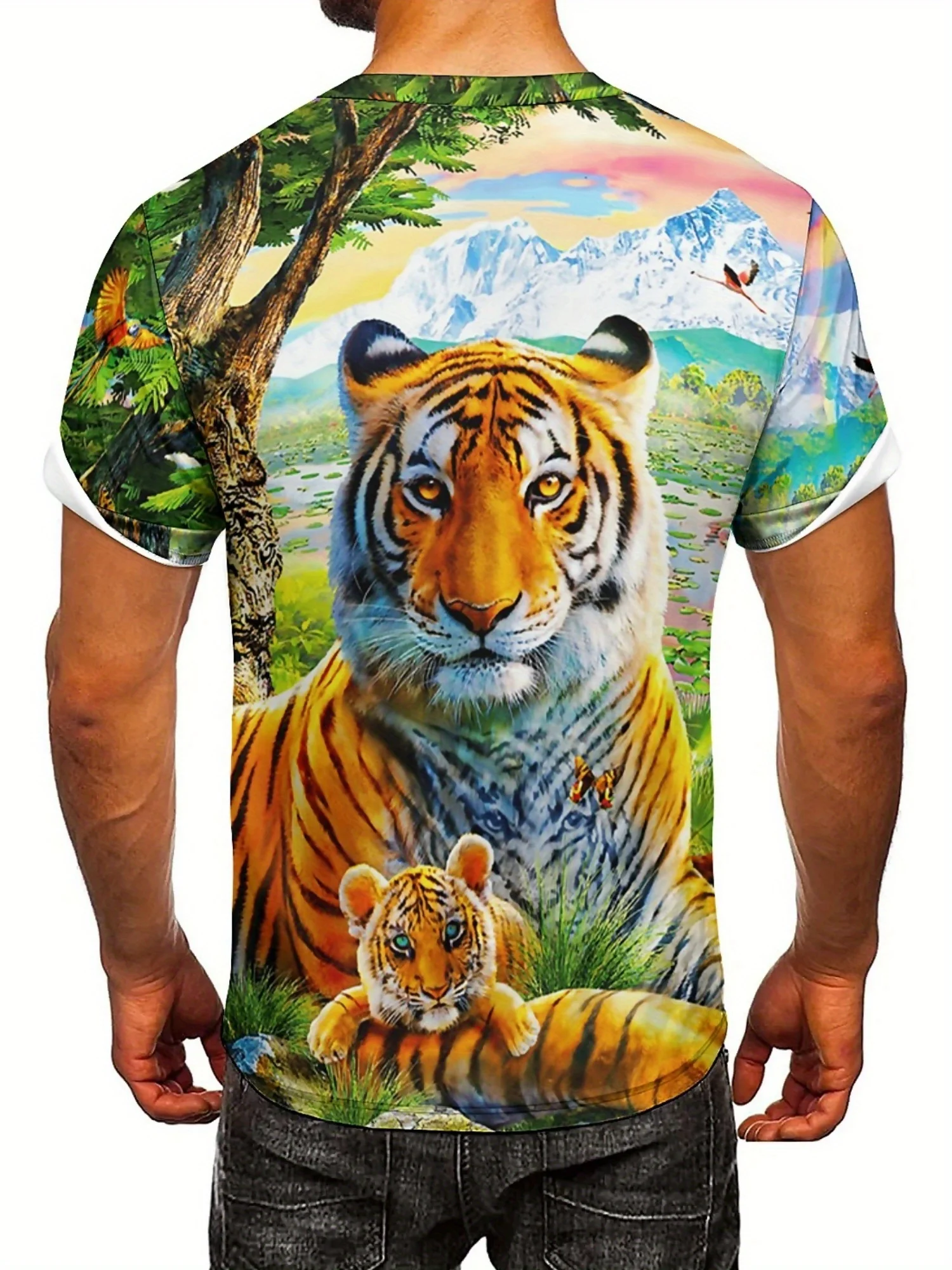 2025 الصيف أحدث الرجال النمر نمط ثلاثية الأبعاد طباعة تي شيرتات قصيرة الاكمام ألياف البوليستر لينة ومريحة النسيج الرجال والنساء