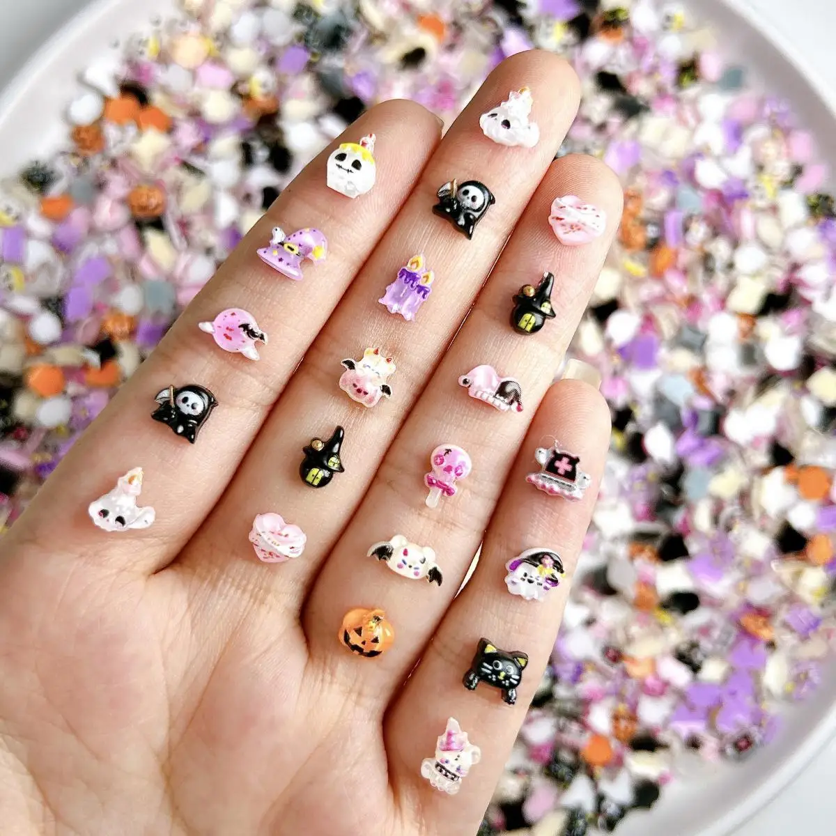 Sombrero de dibujos animados de resina 3D, dijes para uñas de calabaza fantasma, serie de Halloween, sombrero de payaso, vela, lápida, decoración artística de uñas, manicura DIY