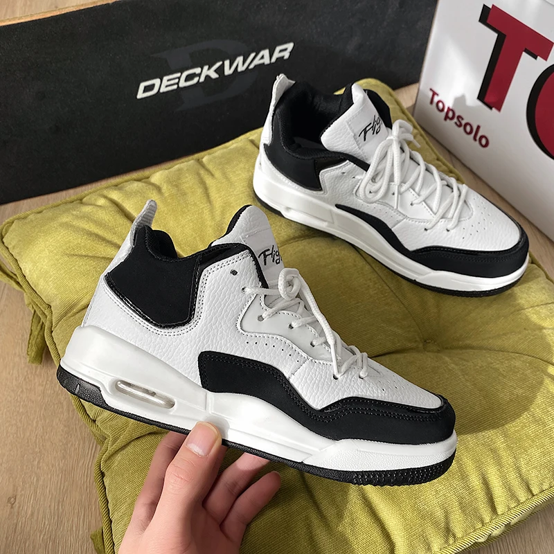 

2025 new men's shoes autumn thick soled skateboard shoes casual versatile bread shoes Korean version trendy sports board shoes