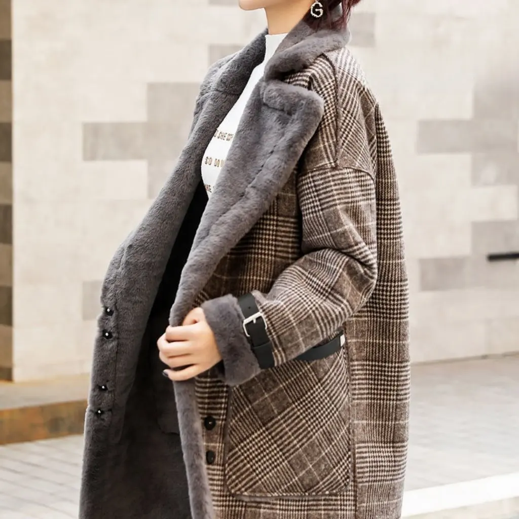 

Women's Plaid Outwear Velvet Thickened Mid-Length Imitation Lamb Wool Small Woolen Trendy Autumn Winter Fashion Outerwear