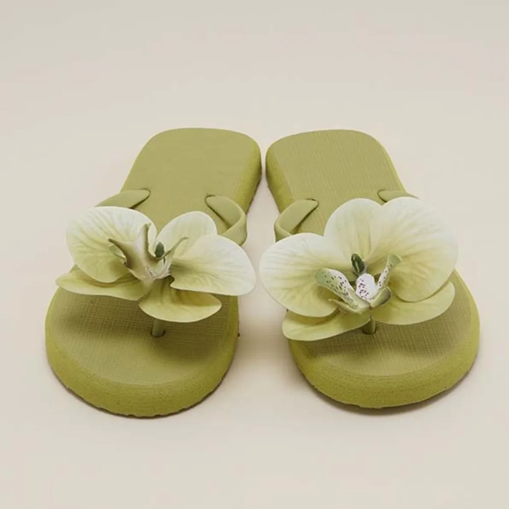 Creative PE Butterfly Orchid Flip Flops PVC Thickened Moth Orchid Household Shoes Anti-slip White Women Flower Slippers Beach