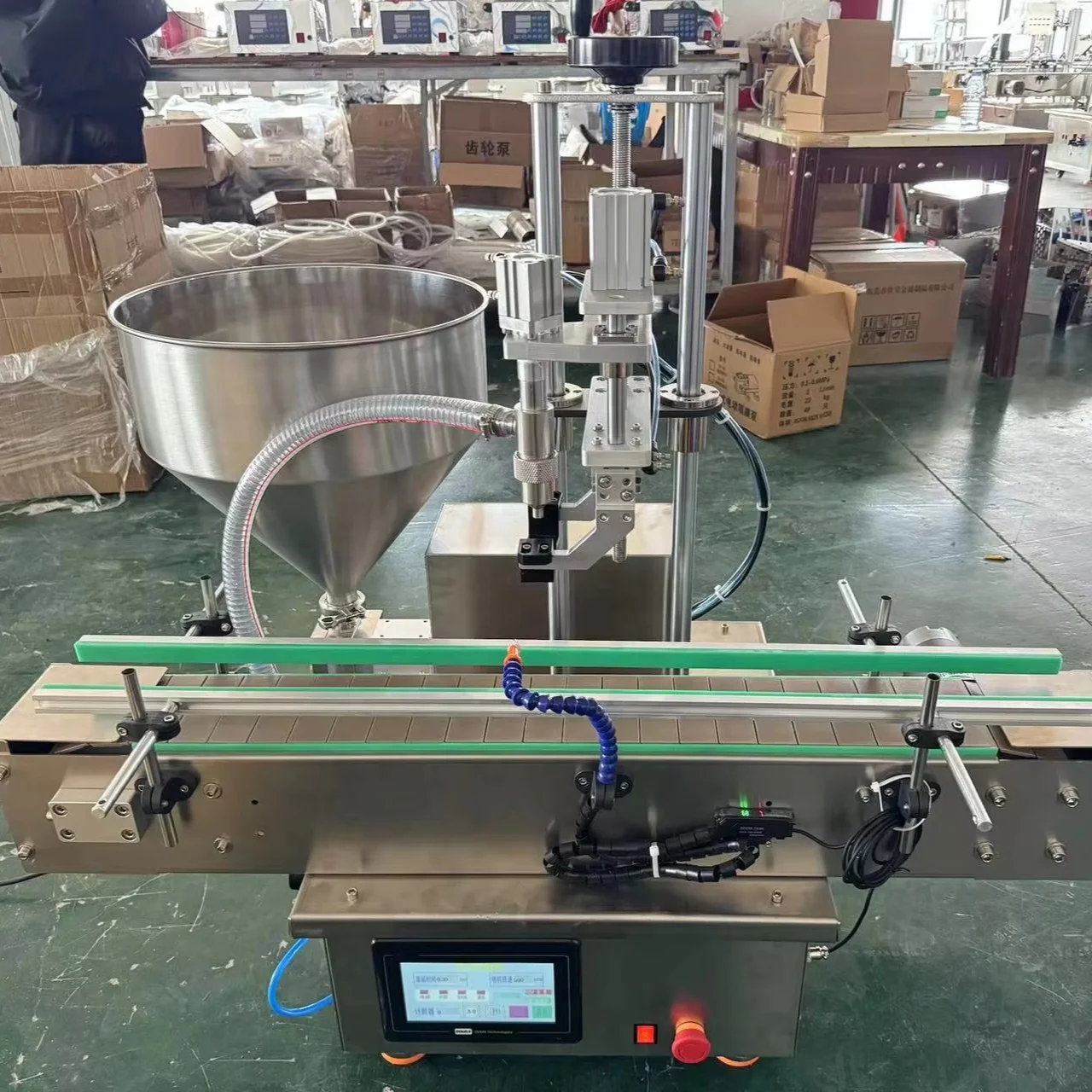 Gear pump filling machine is suitable for filling thick thick liquid paste cream face wash filling machine