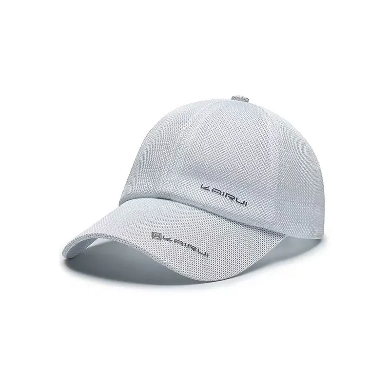Fashionable and versatile Korean-style baseball cap with letters and breathable mesh