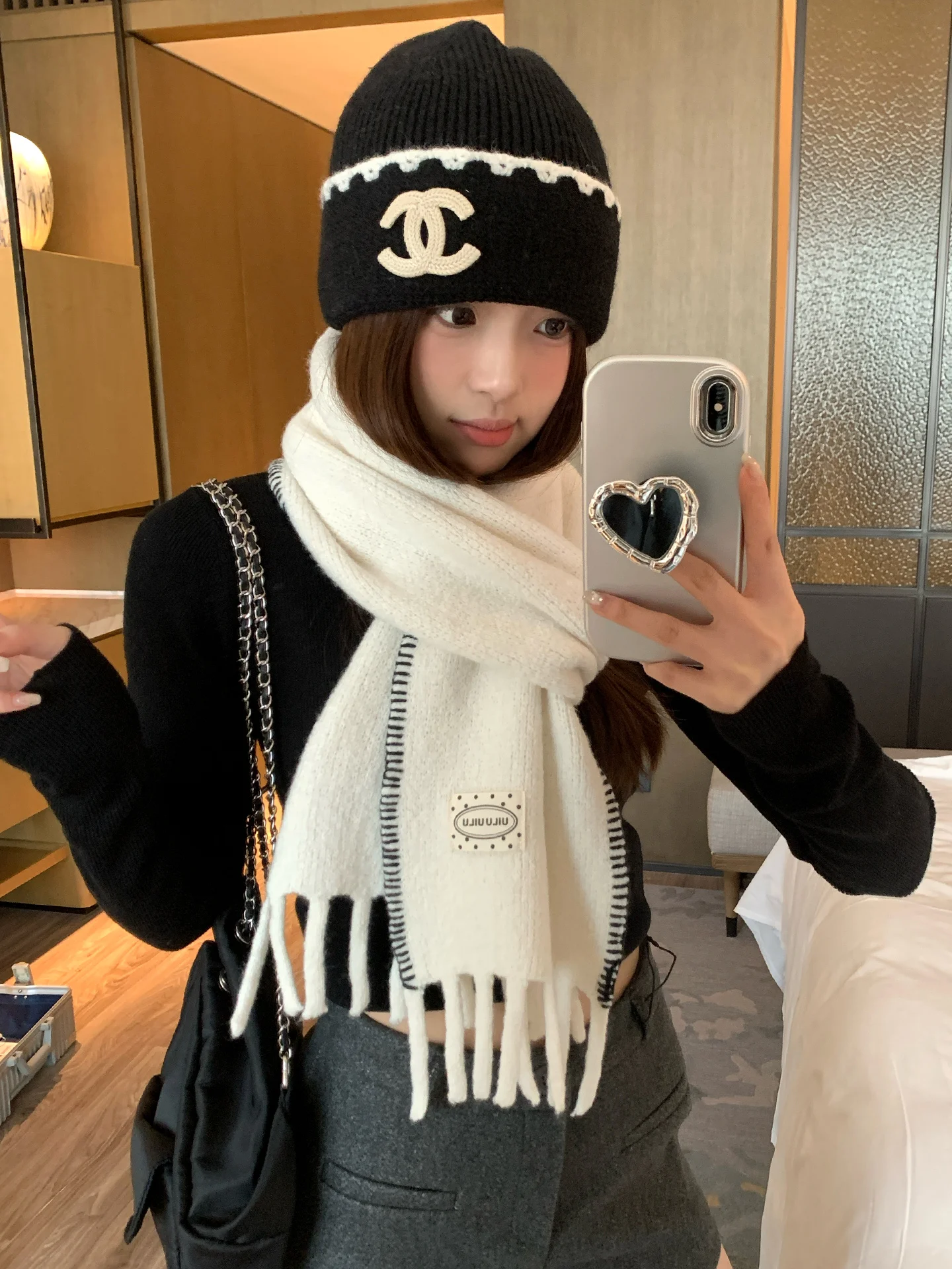 Bufanda de Lana Estilo Coreano con Borde Cosido para Mujer, Nueva Versión de Invierno, Anti-Frío, Protectora del Cuello, Cálida y Gruesa