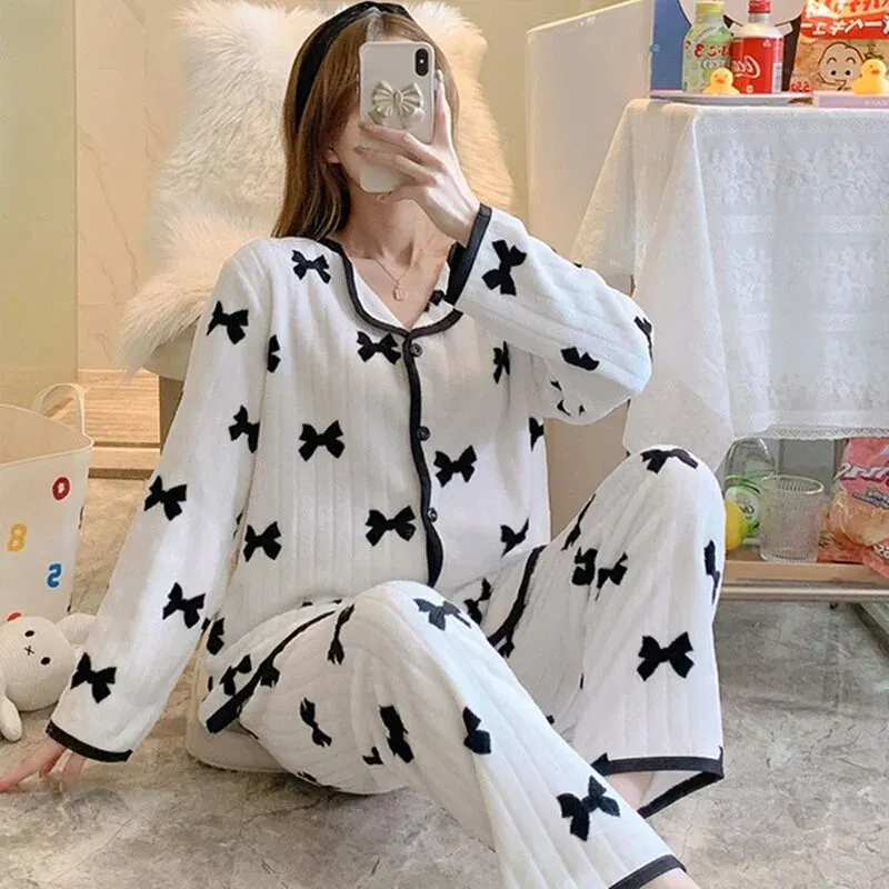 Live Broadcast Winter Open Shirt Velvet Sleepwear Women Cute Sweet Long Sleeve Small Flip Collar Set Home Clothes