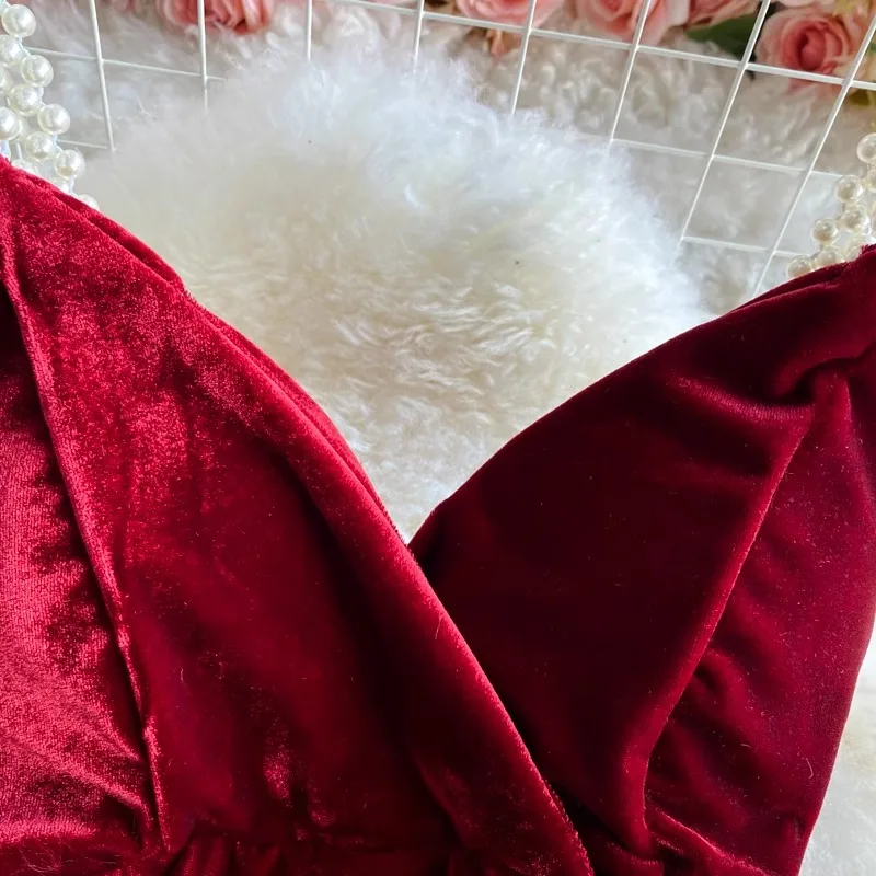Sexy Sleeveless V Neck Slip Sexy Off Shoulder Beading Straps Elegant Luxury Evening Party Fashion Mini  Velvet  Dresses Women