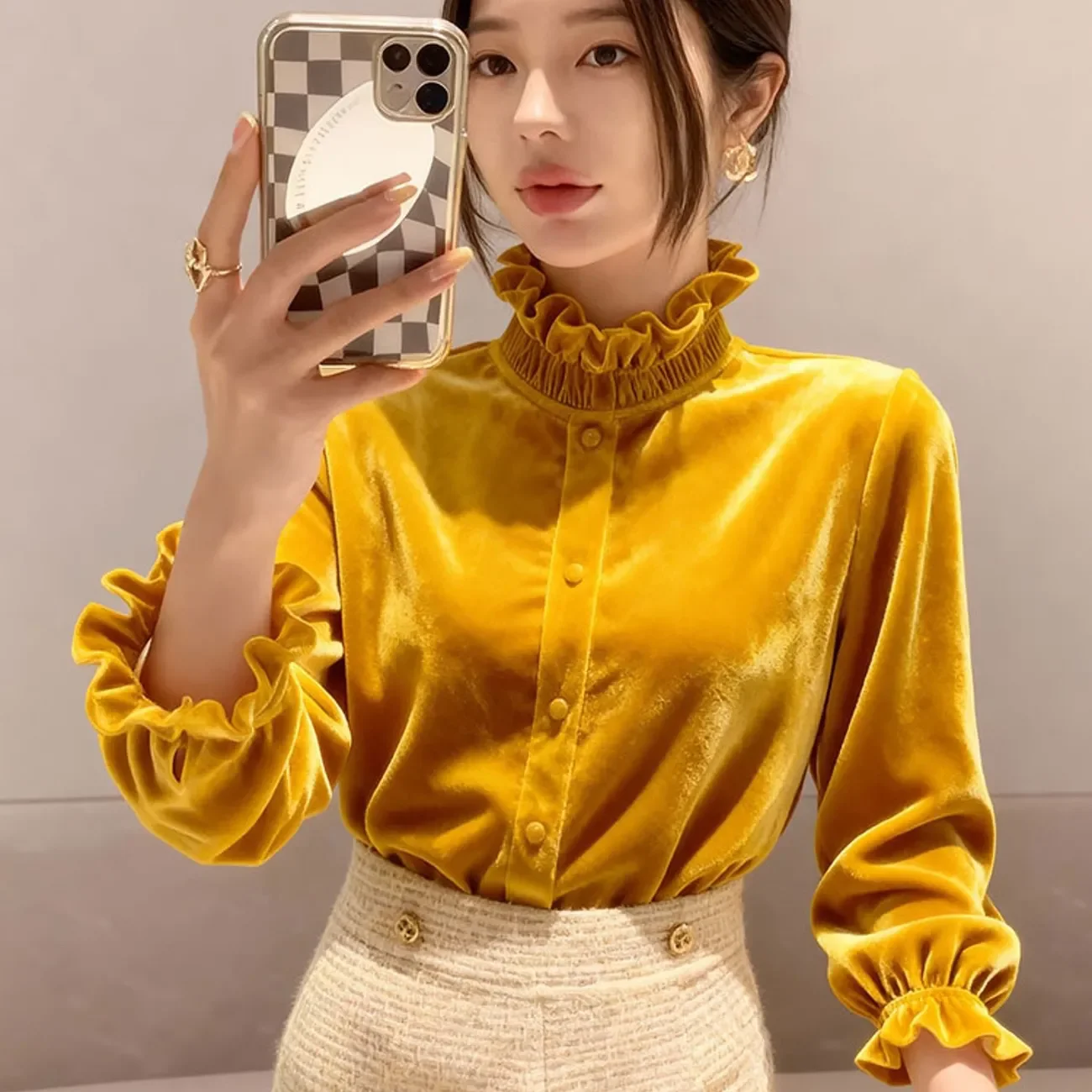 

Шикарная белая бархатная базовая одежда во французском стиле, женская весенне-осенняя новая высококачественная внутренняя одежда, уникальные красивые свободные рубашки, топы