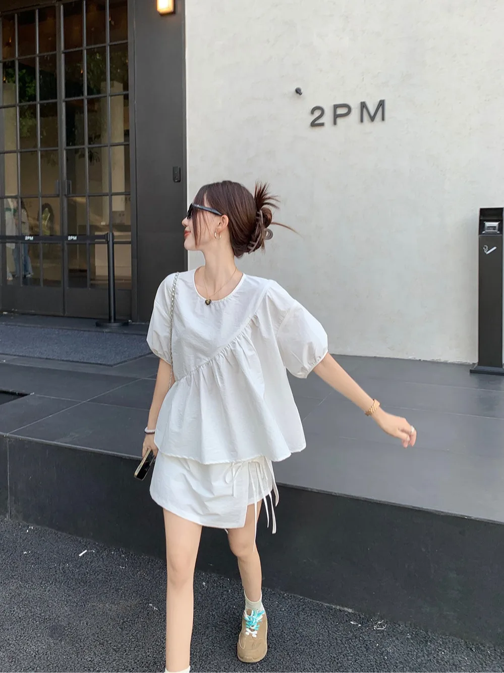 

Korean Fashion Summer New Women Two Piece Skirt Sets Simple Casual O Neck Short Sleeve Tops Shirts + A Line Shorts Skirts Outfit