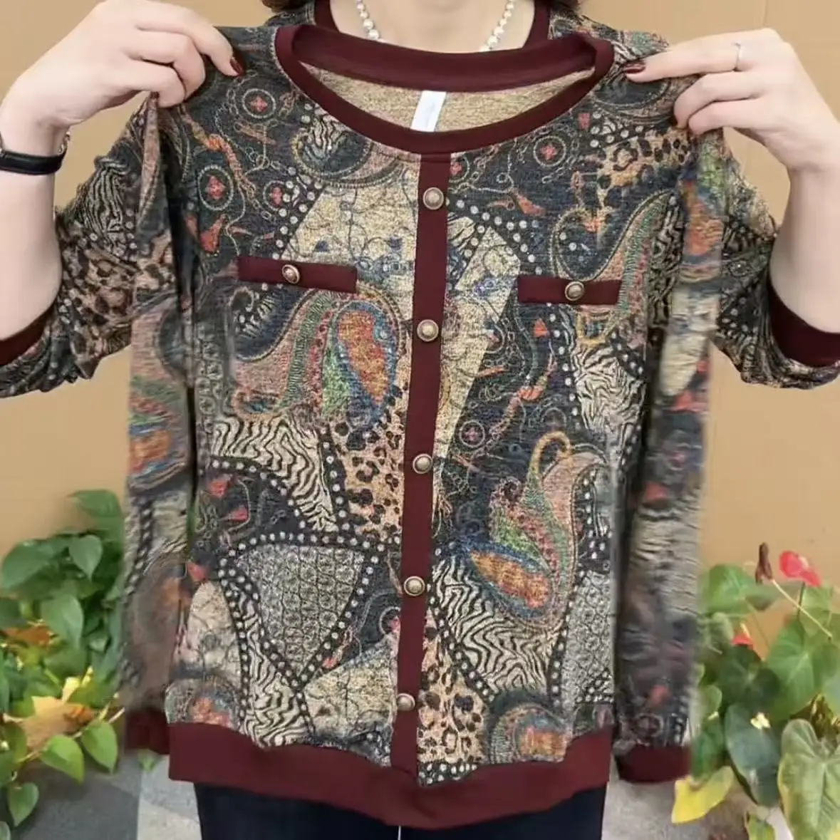 Fall 2025 New Fashion Mommy Clothes round Neck Loose Long Sleeve Top Elegant Middle-Aged And Elderly Style Casual Loose Fit